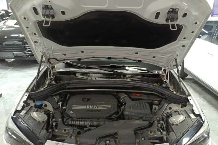 Used BMW X1 2022 sDrive25Li Leading Model Engine Bay