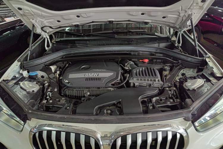 Used BMW X1 2022 sDrive25Li Leading Model Engine Bay