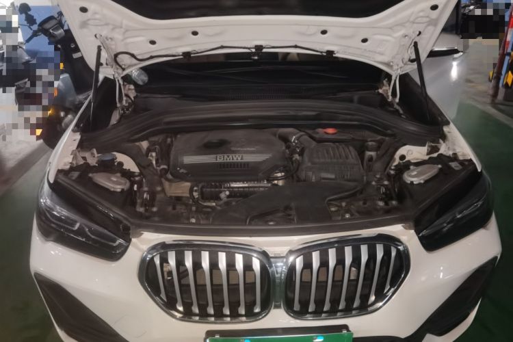 Used BMW X1 2022 sDrive20Li Fashion Model Engine Bay