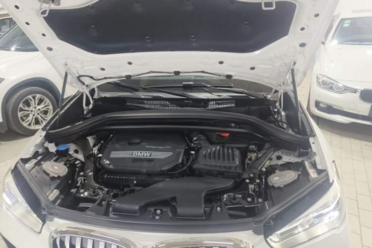 Used BMW X1 2022 sDrive25Li Leading Model Engine Bay