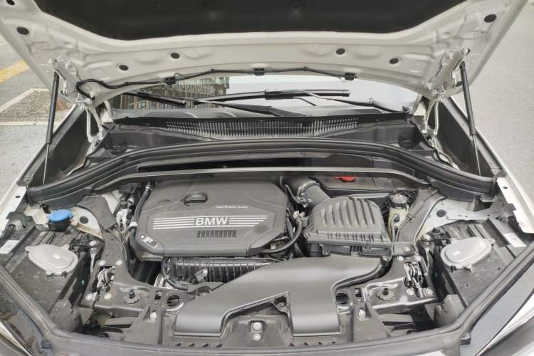 Used BMW X1 2022 sDrive20Li Fashion Model Engine Bay