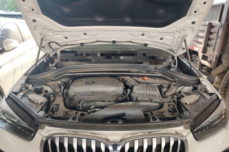 Used BMW X1 2022 sDrive20Li Fashion Model Engine Bay