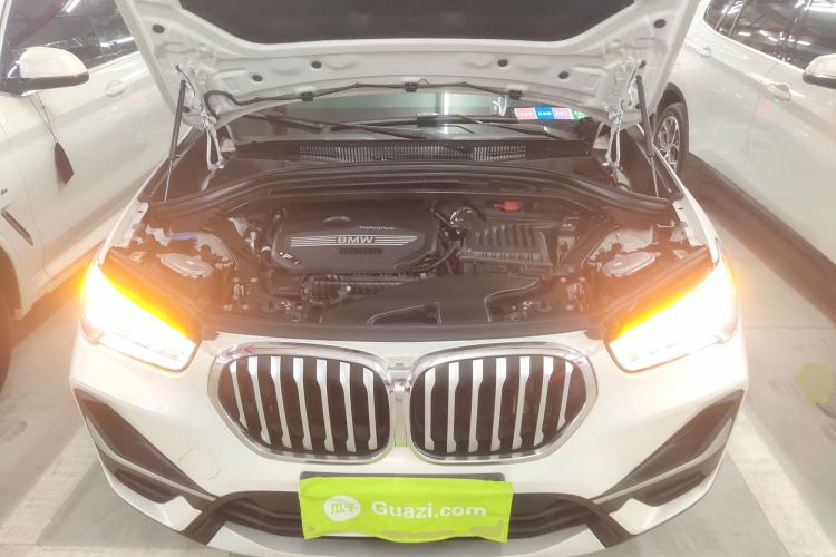 Used BMW X1 2022 sDrive20Li Fashion Model Engine Bay
