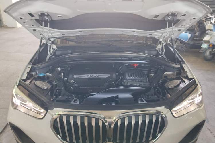 Used BMW X1 2022 sDrive25Li Leading Model Engine Bay