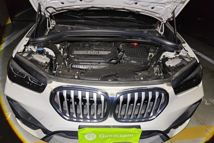 Used BMW X1 2022 sDrive25Li Leading Model Engine Bay