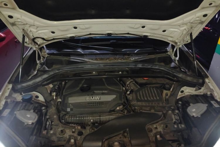 Used BMW X1 2022 sDrive25Li Leading Model Engine Bay
