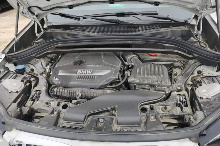 Used BMW X1 2022 sDrive25Li Leading Model Engine Bay