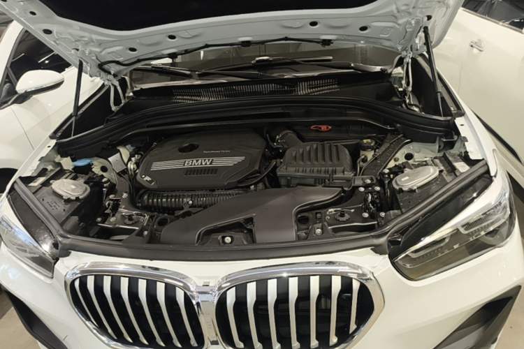 Used BMW X1 2022 sDrive25Li Leading Model Engine Bay