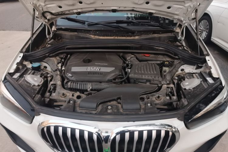Used BMW X1 2022 sDrive25Li Leading Model Engine Bay