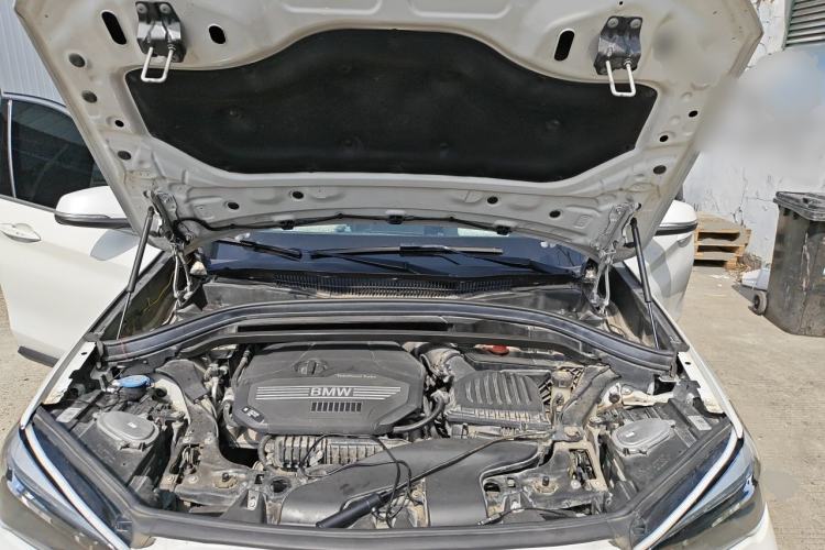 Used BMW X1 2022 sDrive20Li Fashion Model Engine Bay