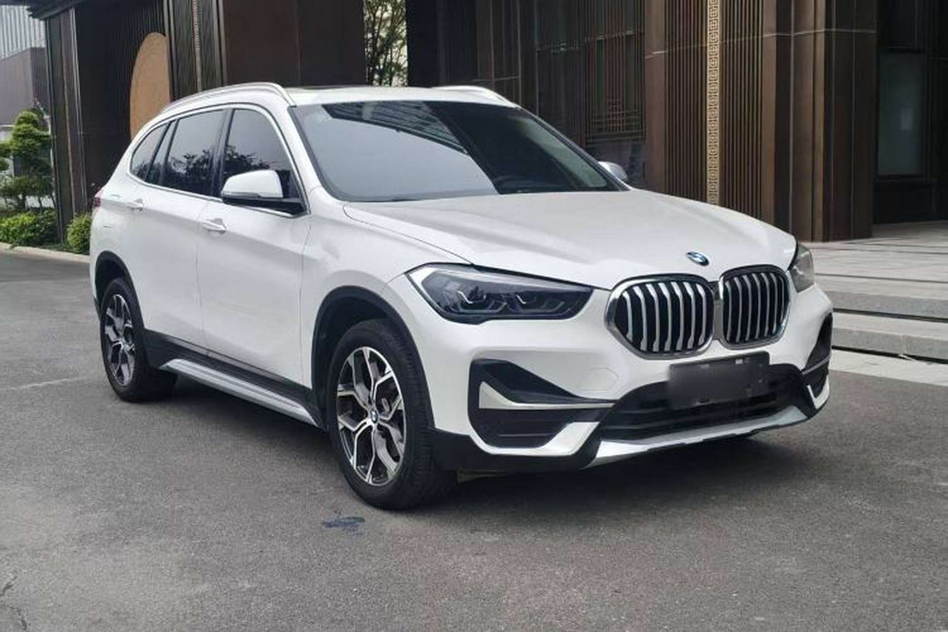 Used BMW X1 2022 sDrive20Li Luxury Model Exterior 3