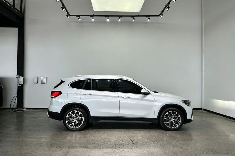 Used BMW X1 2022 sDrive25Li Leading Model Exterior 3