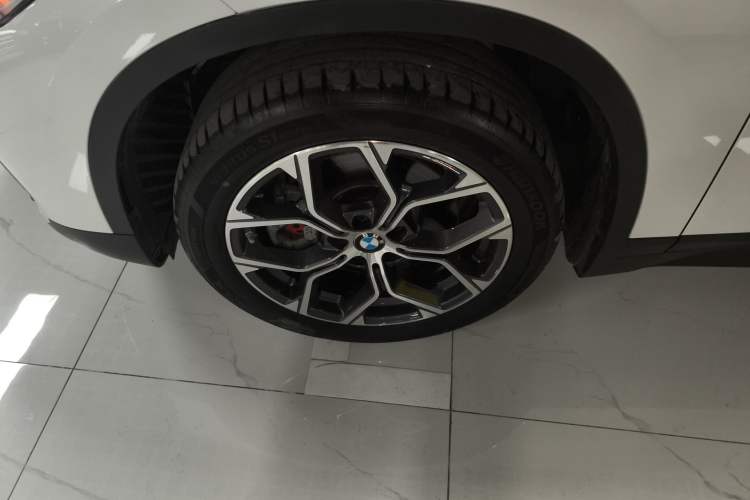 Used BMW X1 2022 sDrive25Li Leading Model Exterior 4