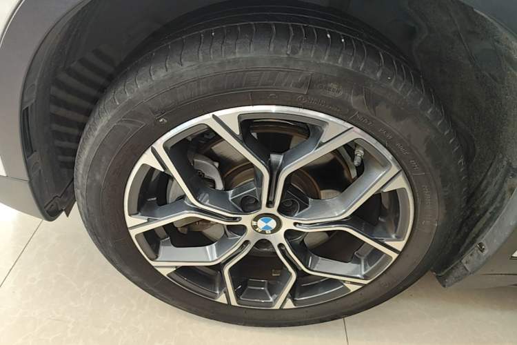 Used BMW X1 2022 sDrive25Li Leading Model Exterior 4