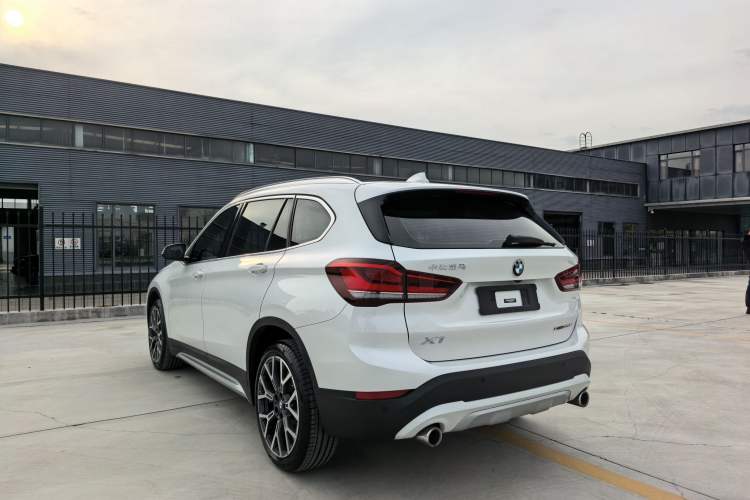 Used BMW X1 2022 Updated xDrive25Li Premium Edition Exterior 4