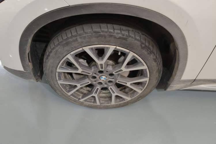 Used BMW X1 2022 Updated xDrive25Li Premium Edition Exterior 4