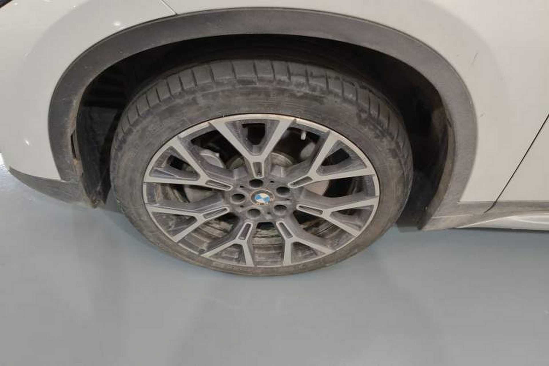 Used BMW X1 2022 Updated xDrive25Li Premium Edition Exterior 4
