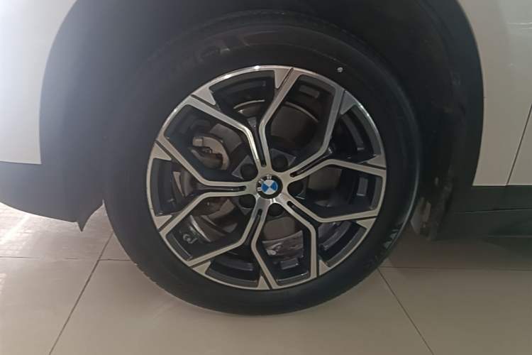 Used BMW X1 2022 sDrive25Li Leading Model Exterior 4