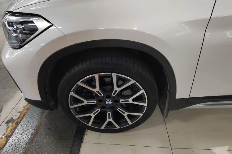 Used BMW X1 2022 Updated xDrive25Li Premium Edition Exterior 4