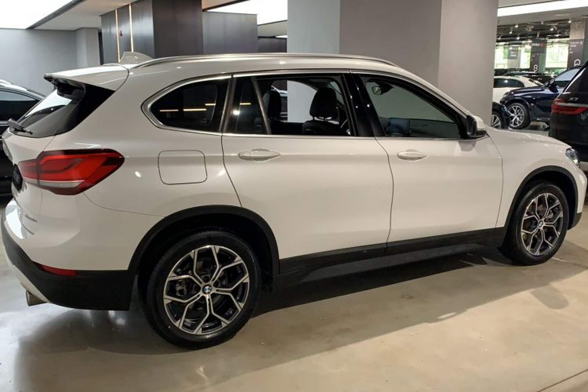 Used BMW X1 2022 sDrive25Li Leading Model Exterior 5
