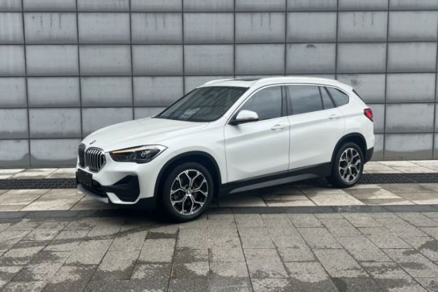 Ojetý BMW X1 2022 sDrive25Li Leading Model