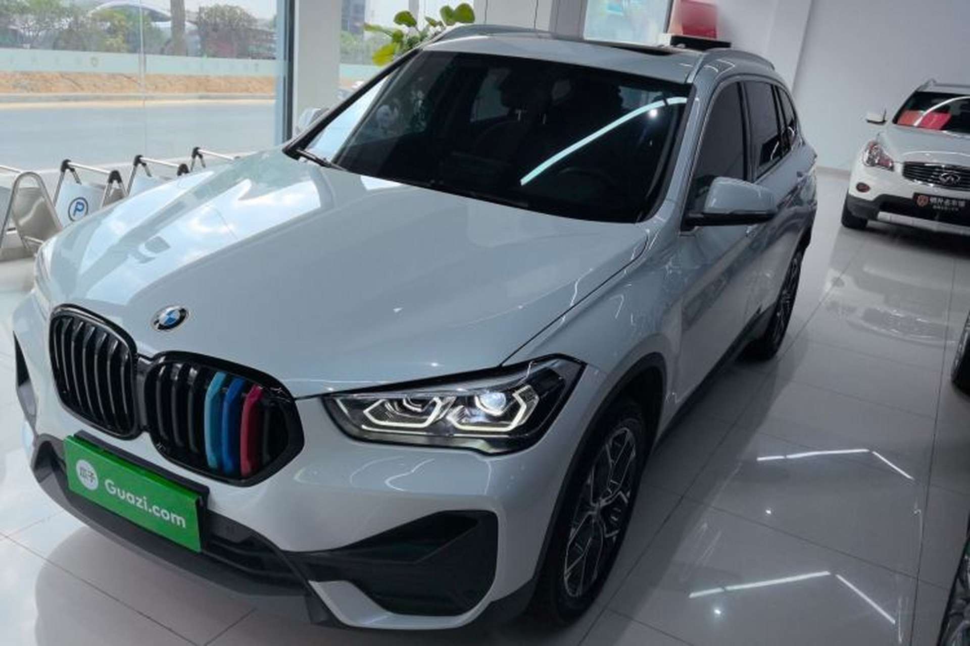 Used BMW X1 2022 sDrive25Li Leading Model Front Left 45 Deg