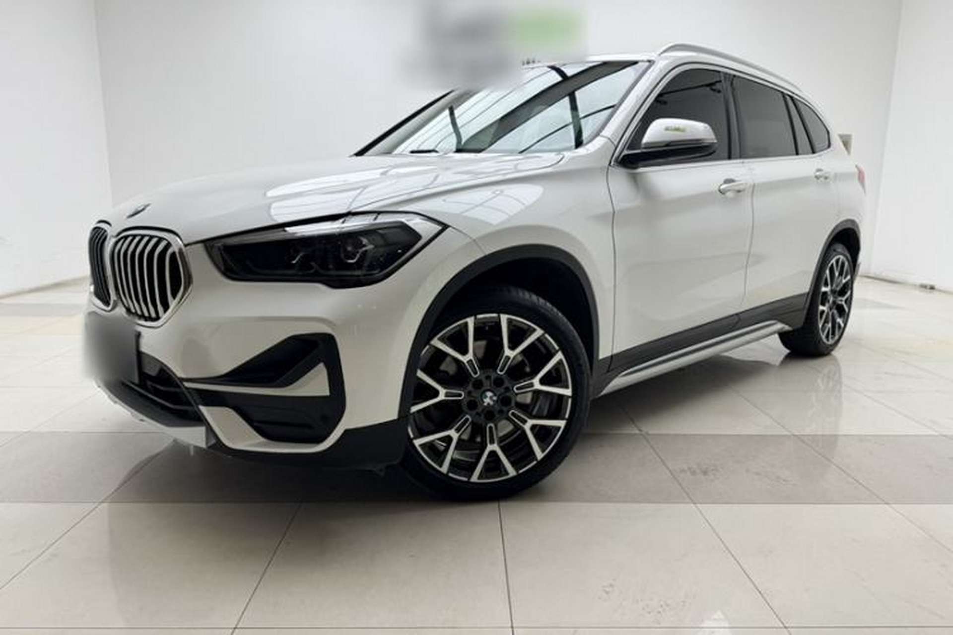 Used BMW X1 2022 xDrive25Li Luxury Model Front Left 45 Deg