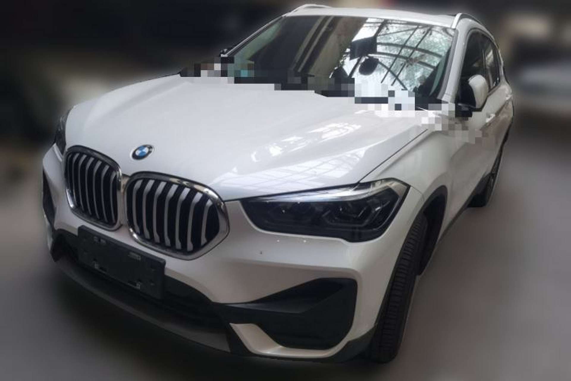 Used BMW X1 2022 sDrive25Li Leading Model Front Left 45 Deg