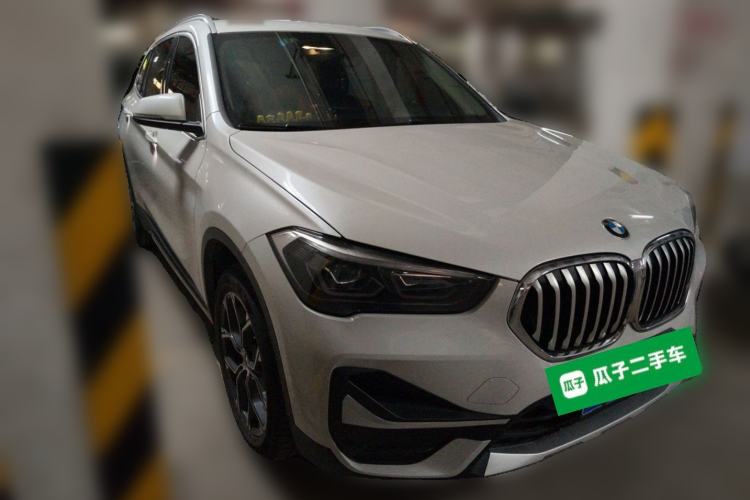 Used BMW X1 2022 sDrive25Li Leading Model Front Right 45 Deg