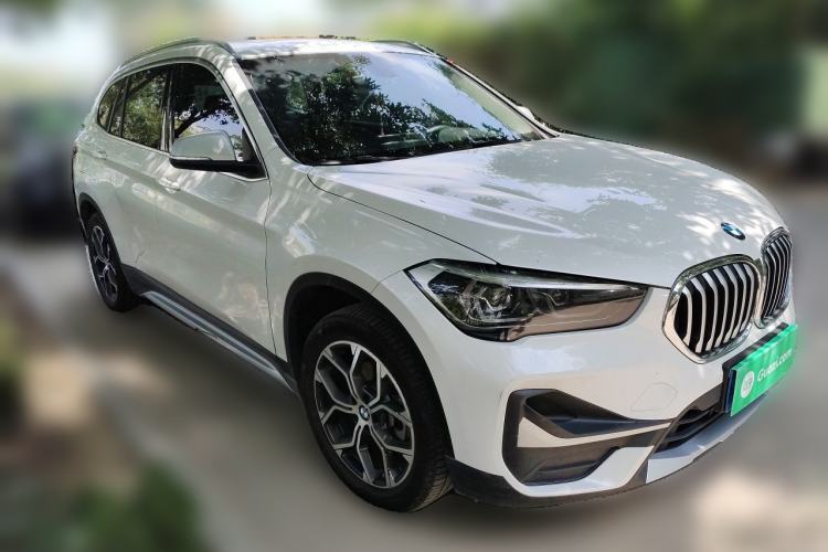 Used BMW X1 2022 sDrive20Li Fashion Model Front Right 45 Deg