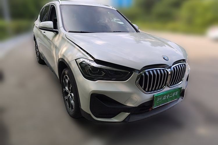 Used BMW X1 2022 sDrive25Li Leading Model Front Right 45 Deg