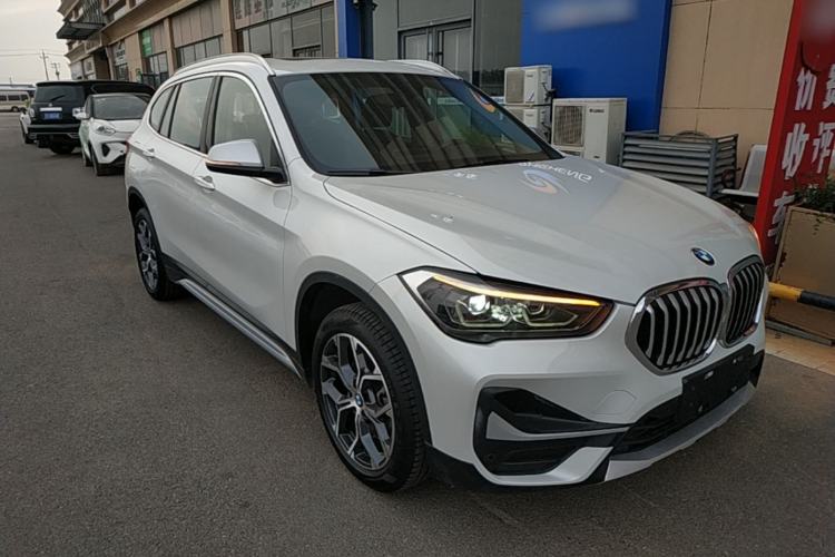 Used BMW X1 2022 sDrive20Li Luxury Model Front Right 45 Deg