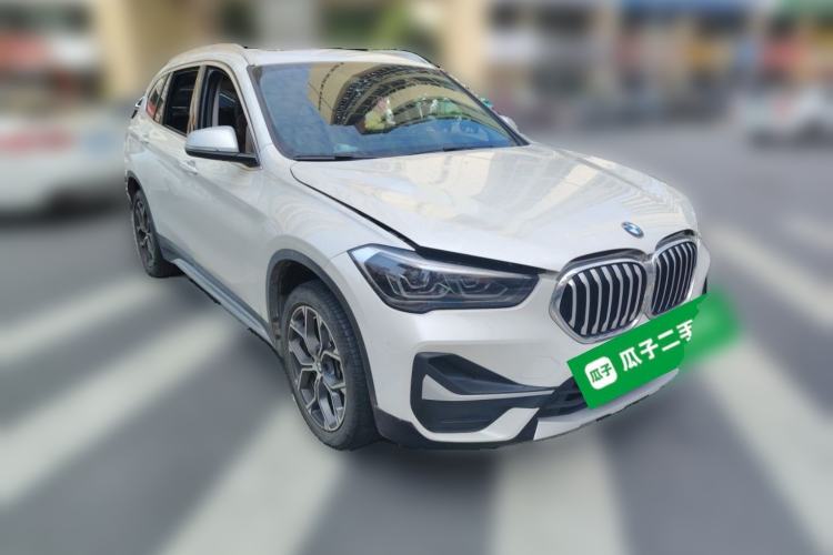 Used BMW X1 2022 sDrive20Li Fashion Model Front Right 45 Deg