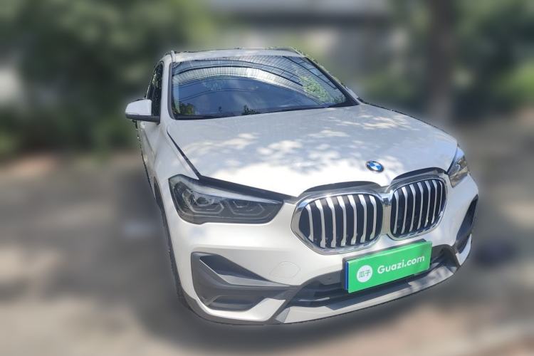 Used BMW X1 2022 sDrive25Li Leading Model Front Right 45 Deg