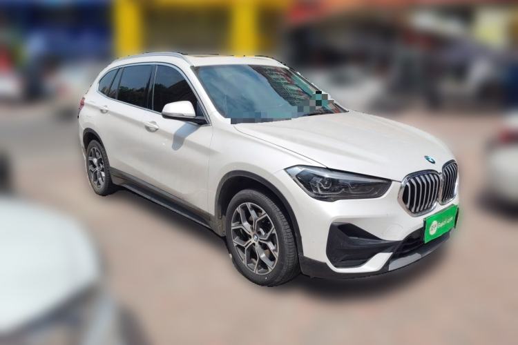 Used BMW X1 2022 sDrive25Li Leading Model Front Right 45 Deg