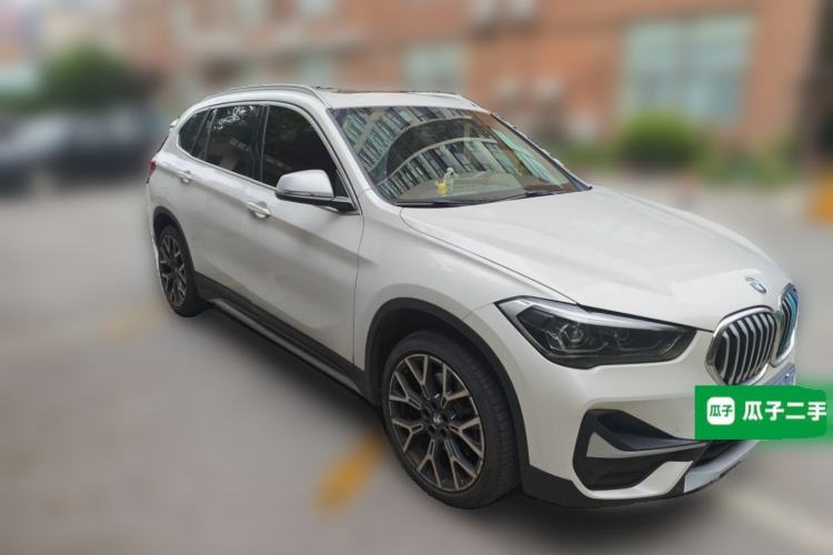 Used BMW X1 2022 Updated xDrive25Li Premium Edition Front Right 45 Deg