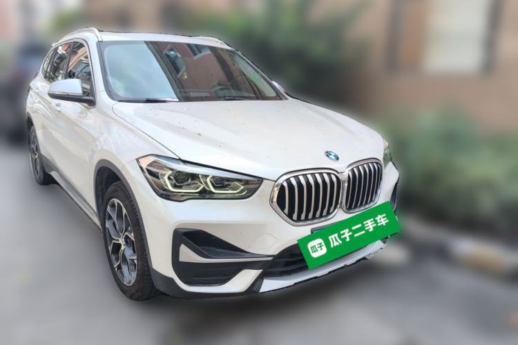 Used BMW X1 2022 sDrive20Li Fashion Model Front Right 45 Deg