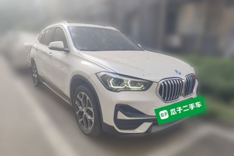 Used BMW X1 2022 sDrive25Li Leading Model Front Right 45 Deg