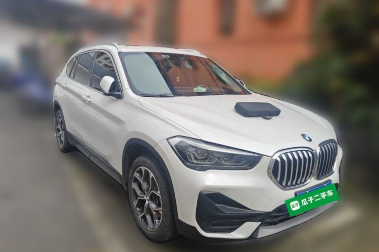 Used BMW X1 2022 sDrive25Li Leading Model Front Right 45 Deg