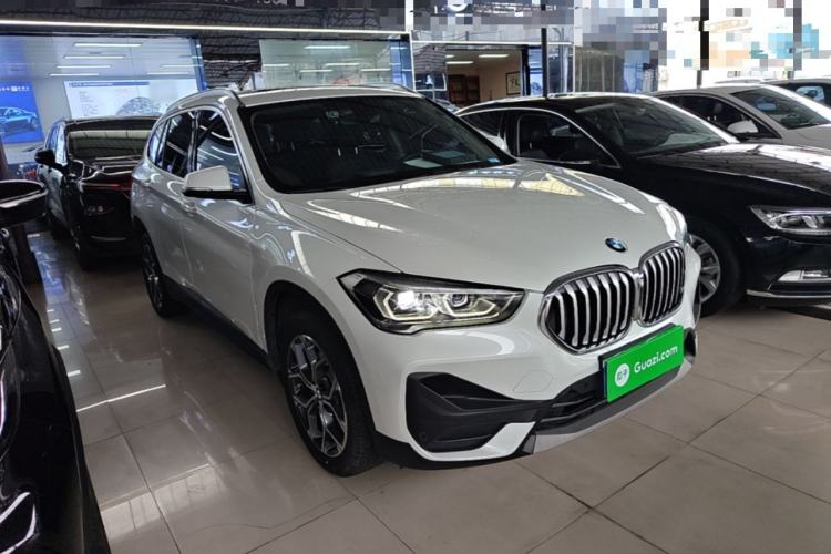 Used BMW X1 2022 sDrive25Li Leading Model Front Right 45 Deg