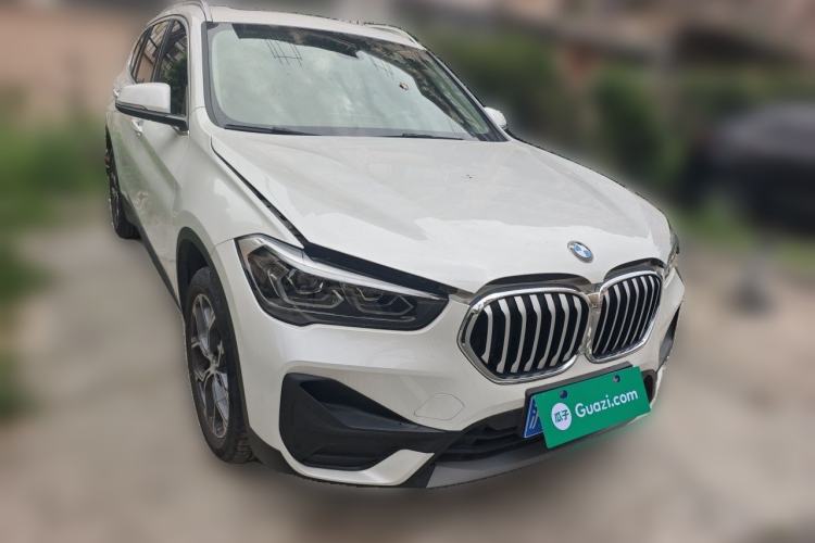Used BMW X1 2022 sDrive25Li Leading Model Front Right 45 Deg