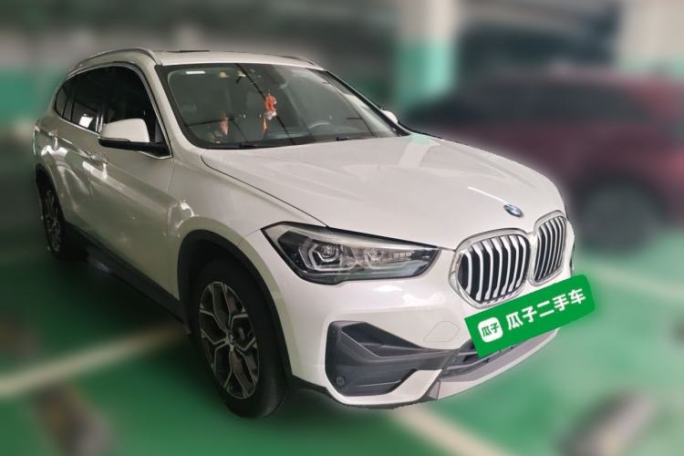 Used BMW X1 2022 sDrive25Li Leading Model Front Right 45 Deg
