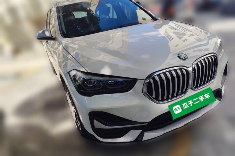 Used BMW X1 2022 sDrive20Li Fashion Model Front Right 45 Deg