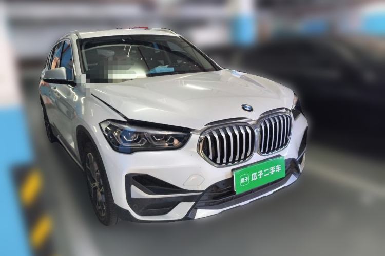 Used BMW X1 2022 sDrive20Li Fashion Model Front Right 45 Deg