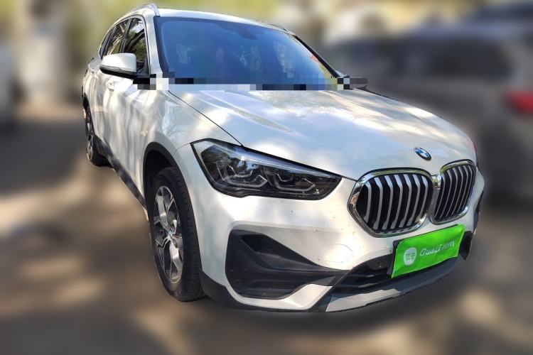 Used BMW X1 2022 sDrive25Li Leading Model Front Right 45 Deg