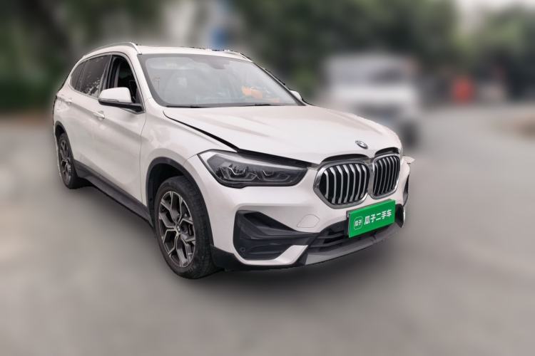 Used BMW X1 2022 sDrive25Li Leading Model Front Right 45 Deg