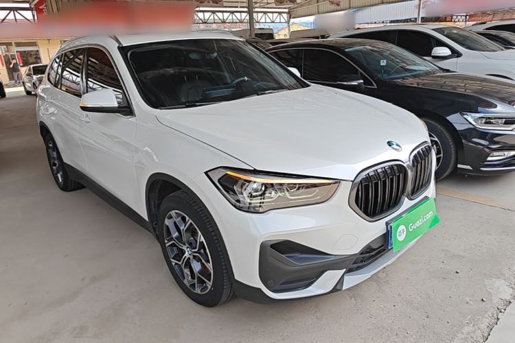 Used BMW X1 2022 sDrive25Li Leading Model Front Right 45 Deg