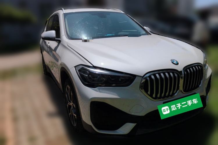Used BMW X1 2022 sDrive25Li Leading Model Front Right 45 Deg
