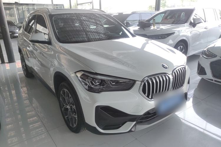 Used BMW X1 2022 sDrive25Li Leading Model Front Right 45 Deg