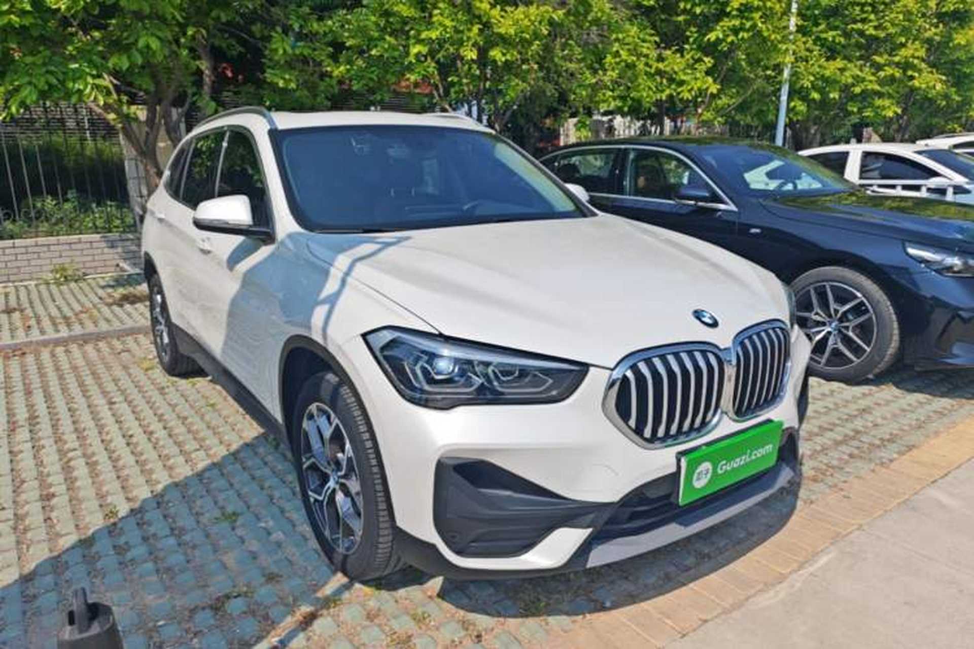 Used BMW X1 2022 sDrive25Li Leading Model Front Right 45 Deg